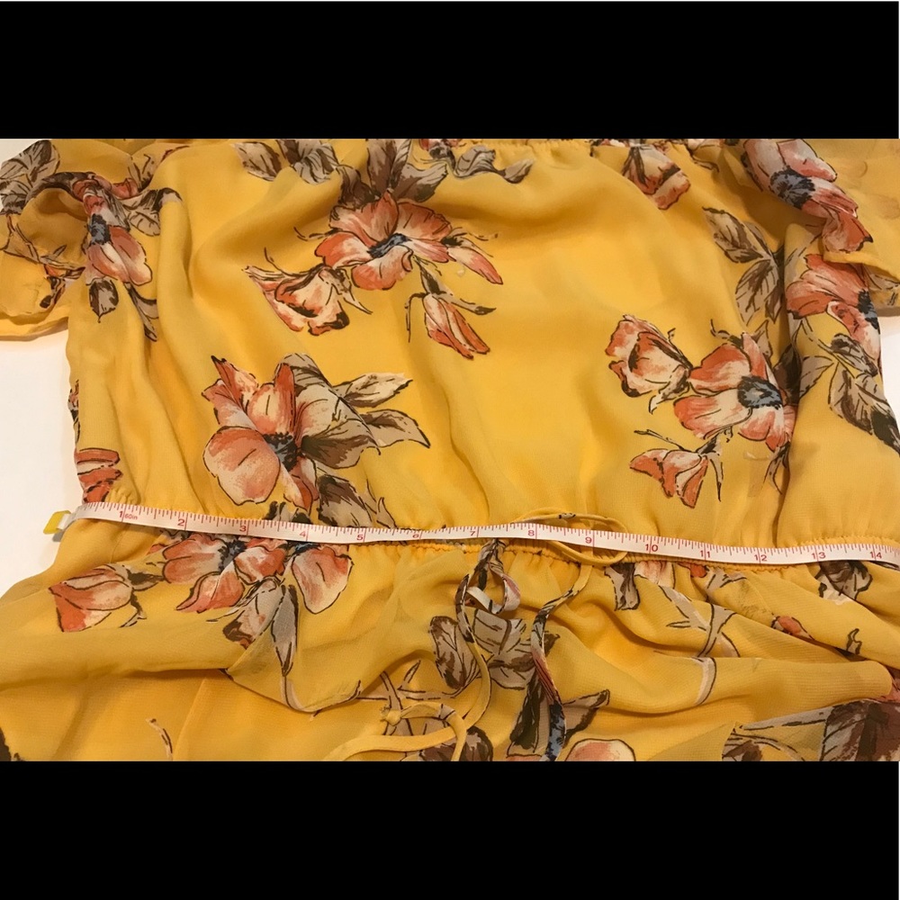 Beautiful Yellow- Gold Spring/ Summer Maxi - Picture 8 of 8
